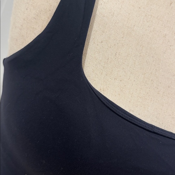 Crz yoga size medium navy blue square neck cropped tank top - Picture 2 of 5